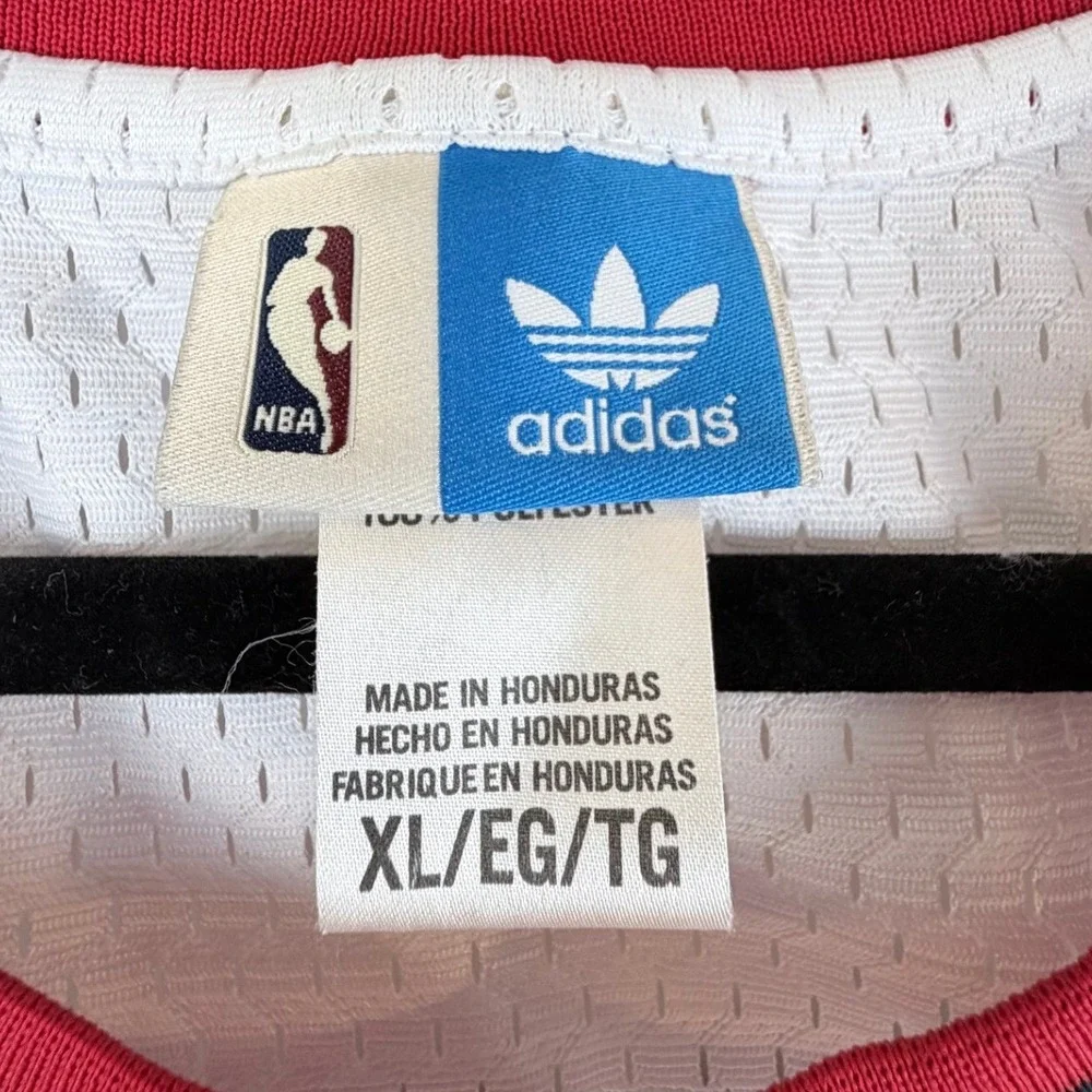 Adidas Hardwood Classics Scottie Pippen 33 Chicago Bulls Jersey XL White NBA
